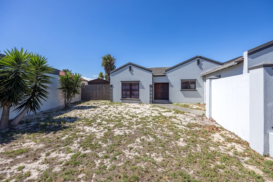 3 Bedroom Property for Sale in Parklands Western Cape